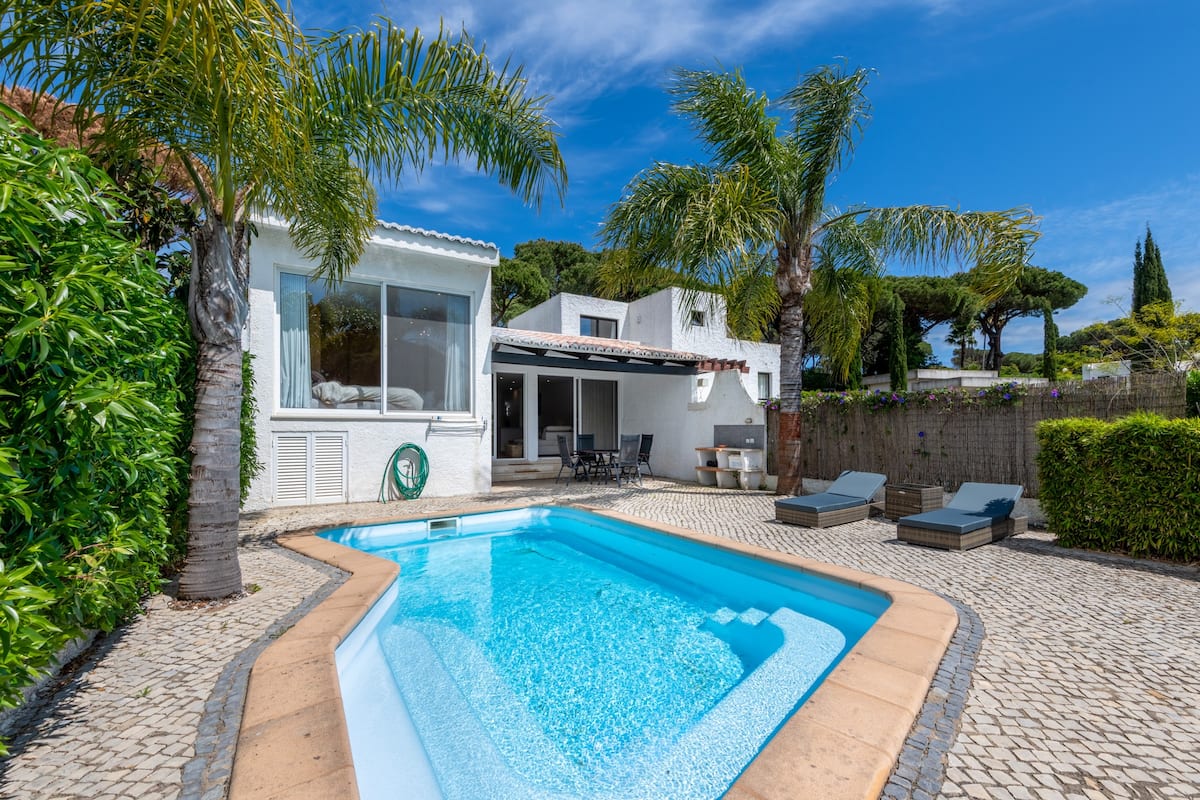 Campo de Golfe Pine House · piscina privada